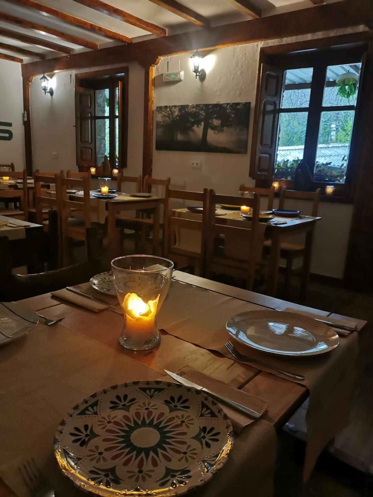 Hostal Cielo De Gredos Гісандо Екстер'єр фото