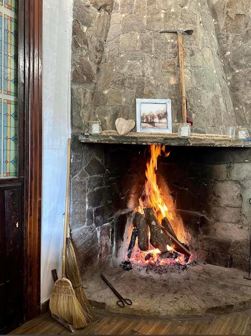 Hostal Cielo De Gredos Гісандо Екстер'єр фото